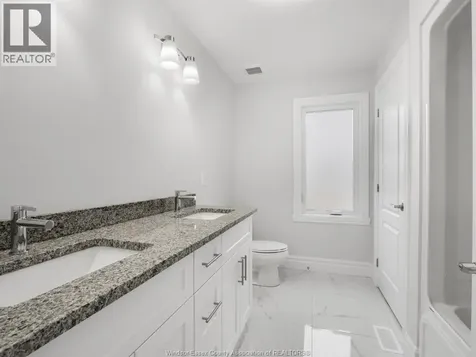 216 Cowan Court Amherstburg ON N9V 0G9