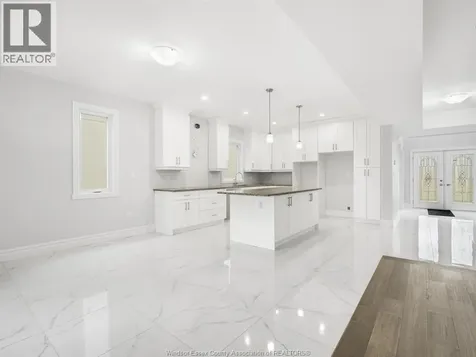216 Cowan Court Amherstburg ON N9V 0G9