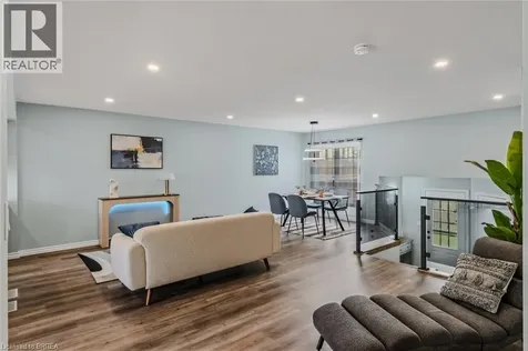 4 Dowden Avenue Brantford ON N3T 6N5