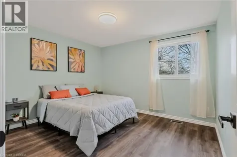 4 Dowden Avenue Brantford ON N3T 6N5