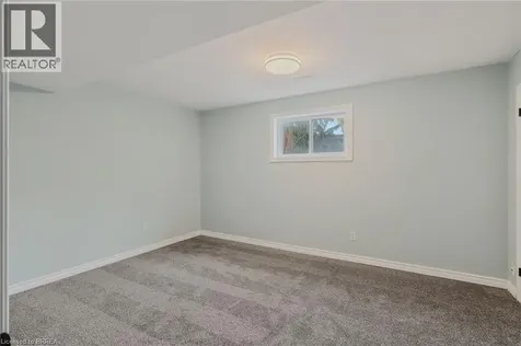 4 Dowden Avenue Brantford ON N3T 6N5