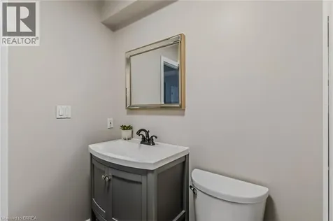 4 Dowden Avenue Brantford ON N3T 6N5