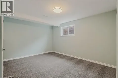 4 Dowden Avenue Brantford ON N3T 6N5