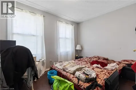 23 Amherst Drive Kitchener ON N2P 1E1