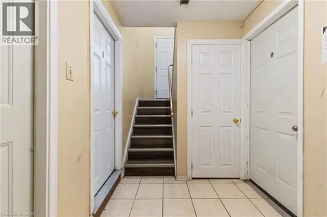 23 Amherst Drive Kitchener ON N2P 1E1