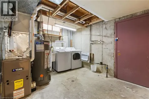 23 Amherst Drive Kitchener ON N2P 1E1