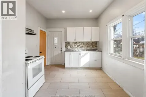 458-460 Wahketa Street Windsor ON N8X 1B6