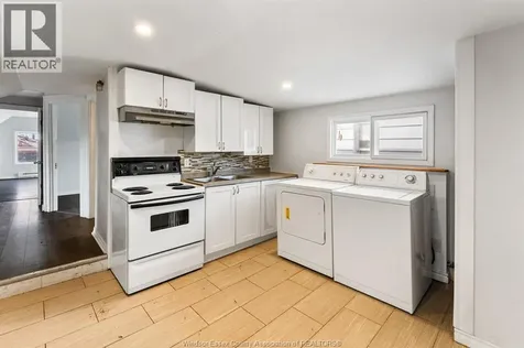 458-460 Wahketa Street Windsor ON N8X 1B6