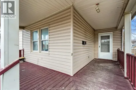 458-460 Wahketa Street Windsor ON N8X 1B6