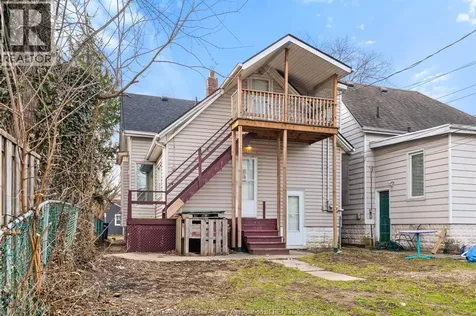 458-460 Wahketa Street Windsor ON N8X 1B6