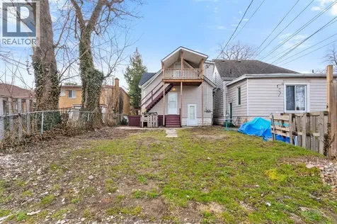 458-460 Wahketa Street Windsor ON N8X 1B6