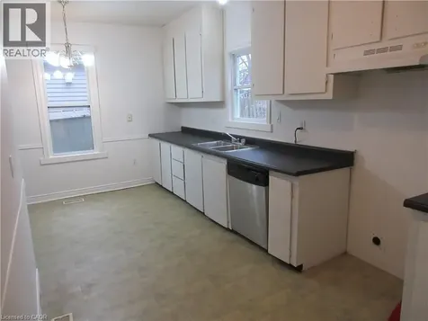 713 Cedar Street Dunnville ON N1A 2J9