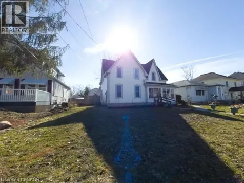 713 Cedar Street Dunnville ON N1A 2J9