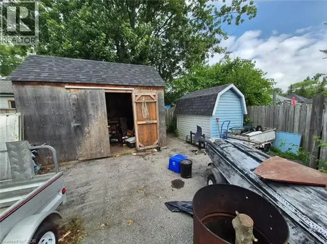 713 Cedar Street Dunnville ON N1A 2J9
