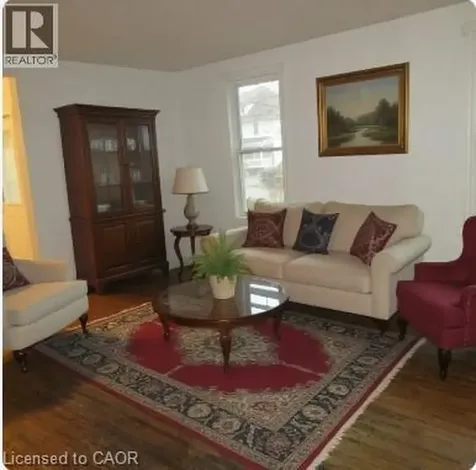 713 Cedar Street Dunnville ON N1A 2J9