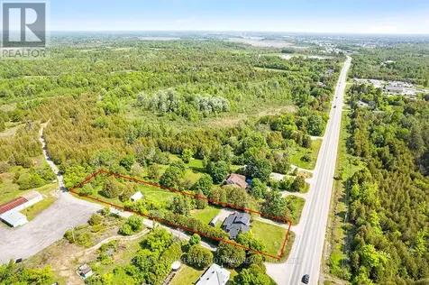 352 Highway 15 Rideau Lakes ON K7A 0E5