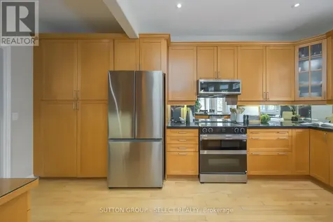 45 Shaw Valley Drive St. Thomas ON N5R 6J9
