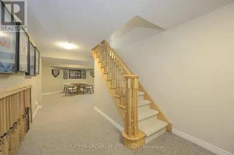 45 Shaw Valley Drive St. Thomas ON N5R 6J9