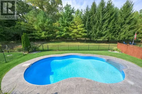 45 Shaw Valley Drive St. Thomas ON N5R 6J9