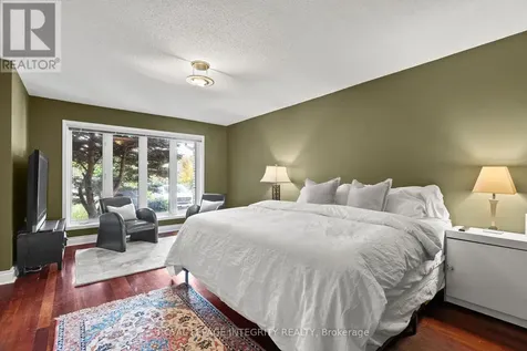 6 Marchbrook Circle Ottawa ON K2W 1A1
