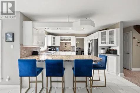 6 Marchbrook Circle Ottawa ON K2W 1A1