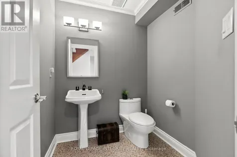 6 Marchbrook Circle Ottawa ON K2W 1A1