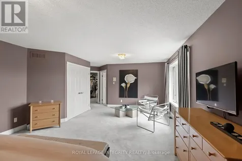 6 Marchbrook Circle Ottawa ON K2W 1A1