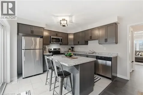 230 Avonsyde Boulevard Waterdown ON L8B 1T9