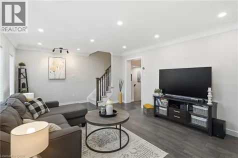 230 Avonsyde Boulevard Waterdown ON L8B 1T9