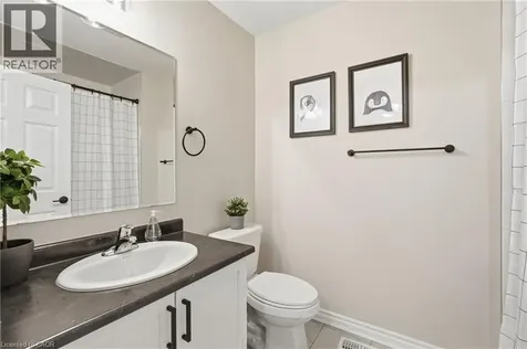 230 Avonsyde Boulevard Waterdown ON L8B 1T9