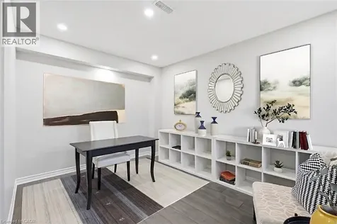 230 Avonsyde Boulevard Waterdown ON L8B 1T9