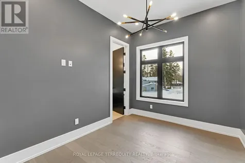 17 Connor Drive Whitchurch-stouffville ON L4A 2Z1