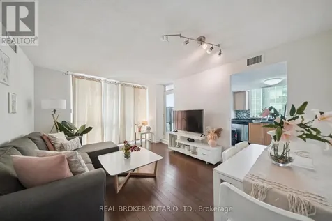 28 Harrison Garden Boulevard Toronto (willowdale East) ON M2N 7B5