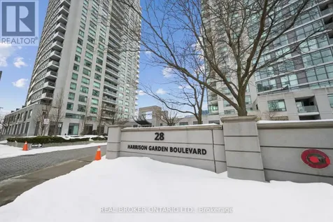 28 Harrison Garden Boulevard Toronto (willowdale East) ON M2N 7B5