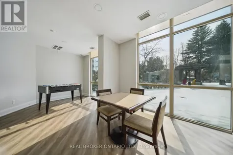 28 Harrison Garden Boulevard Toronto (willowdale East) ON M2N 7B5