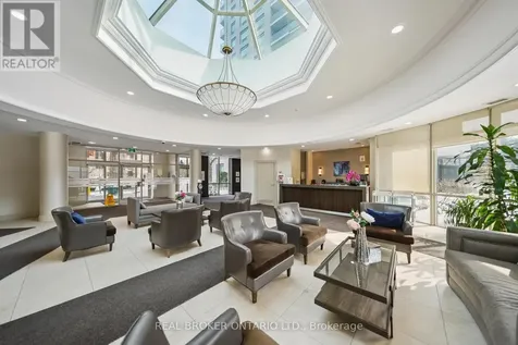 28 Harrison Garden Boulevard Toronto (willowdale East) ON M2N 7B5