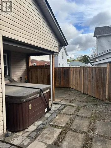4404 Morrison Street Niagara Falls ON L2E 2B3