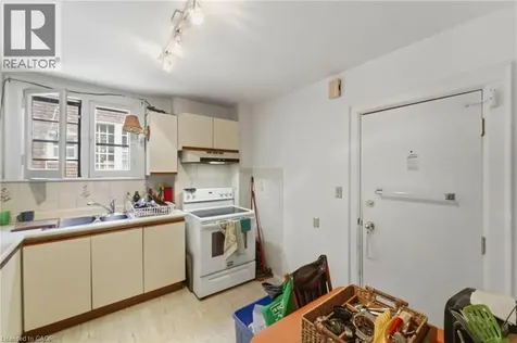 509 Aberdeen Avenue Hamilton ON L8P 2S6