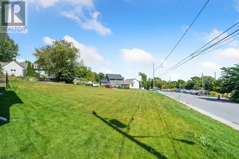 14 Alexander Street Port Hope ON L1A 1B2