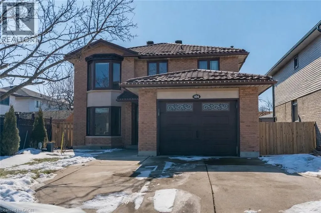 404 Stone Church Road East Hamilton ON L9B 2A1
