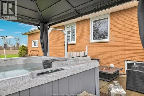54 Mersea Road 12 Leamington ON N8H 3V7