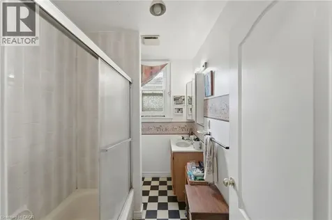 509 Aberdeen Avenue Hamilton ON L8P 2S6