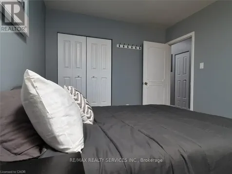 115 Uplands Drive Kitchener ON N2M 4X3