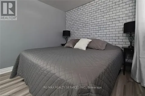 115 Uplands Drive Kitchener ON N2M 4X3
