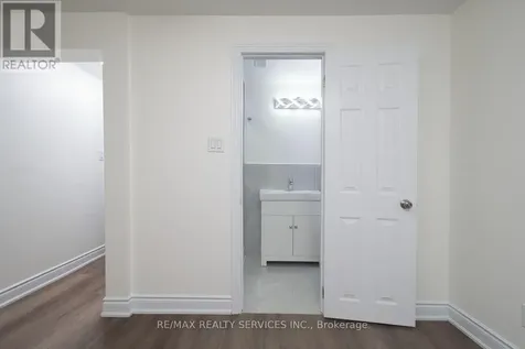 115 Uplands Drive Kitchener ON N2M 4X3