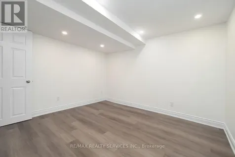 115 Uplands Drive Kitchener ON N2M 4X3