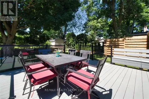 115 Uplands Drive Kitchener ON N2M 4X3