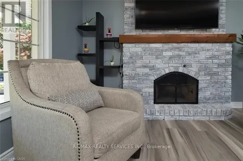 115 Uplands Drive Kitchener ON N2M 4X3