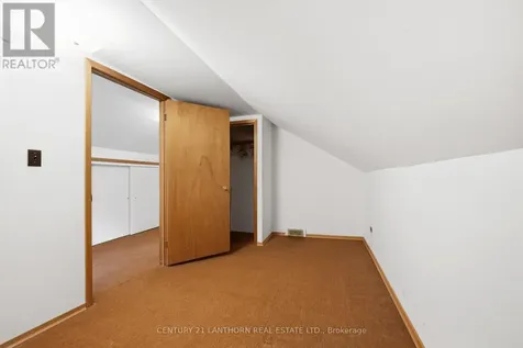 193 St. Lawrence Street East Centre Hastings ON K0K 2C0