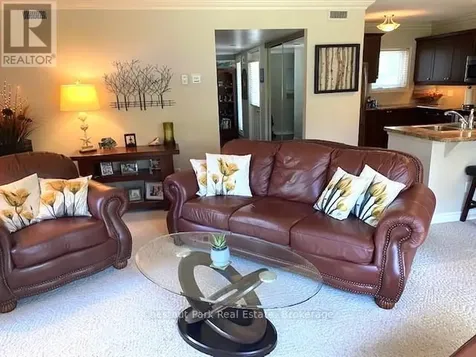 906 Cedar Pointe Court Collingwood ON L9Y 5C7